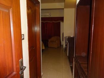 Hotel Al Harmain Tower Карачи Экстерьер фото