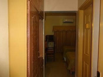 Hotel Al Harmain Tower Карачи Экстерьер фото