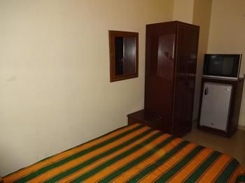 Hotel Al Harmain Tower Карачи Экстерьер фото